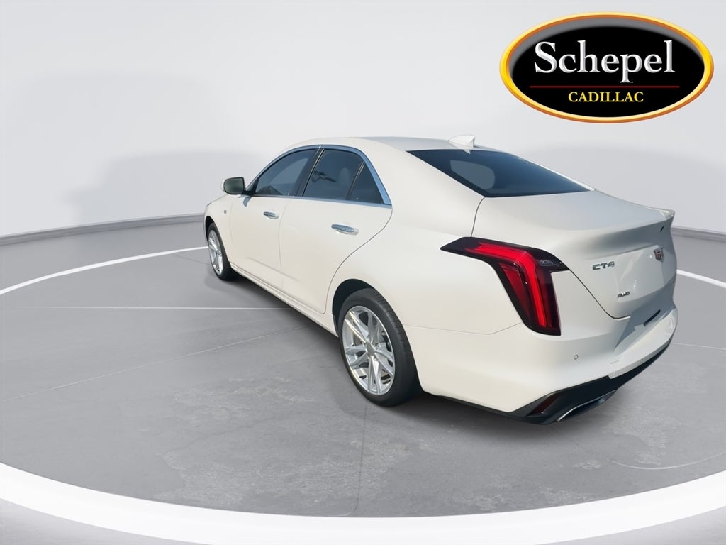 2022 Cadillac CT4 Luxury