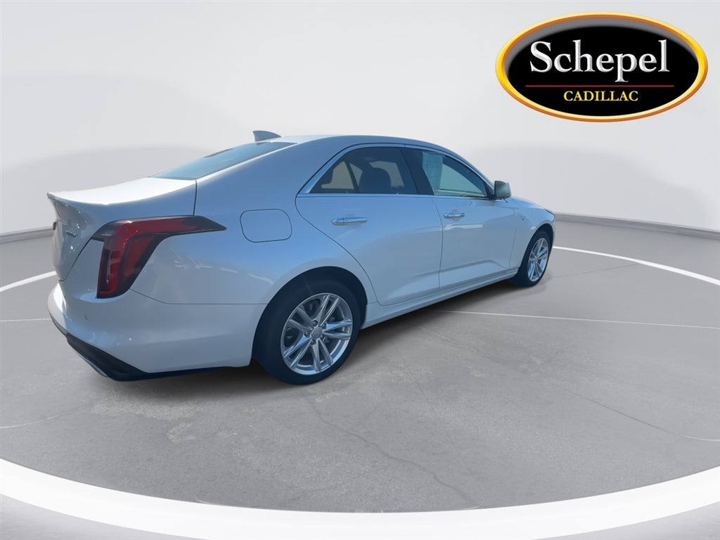 2022 Cadillac CT4 Luxury