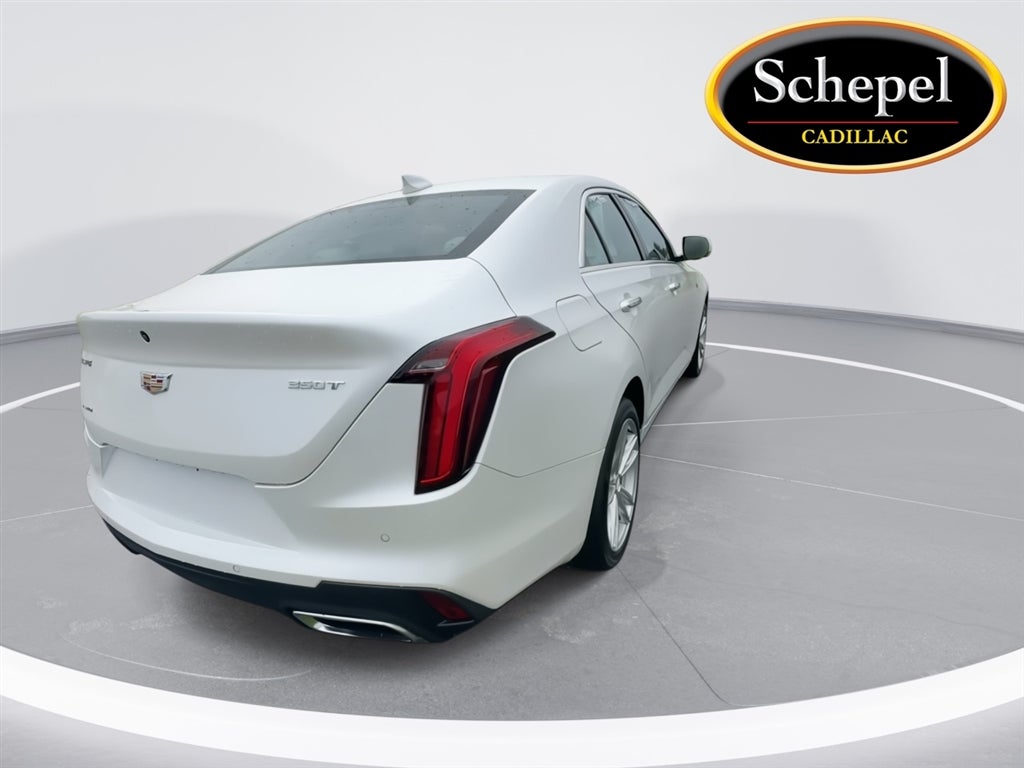 2023 Cadillac CT4 Luxury