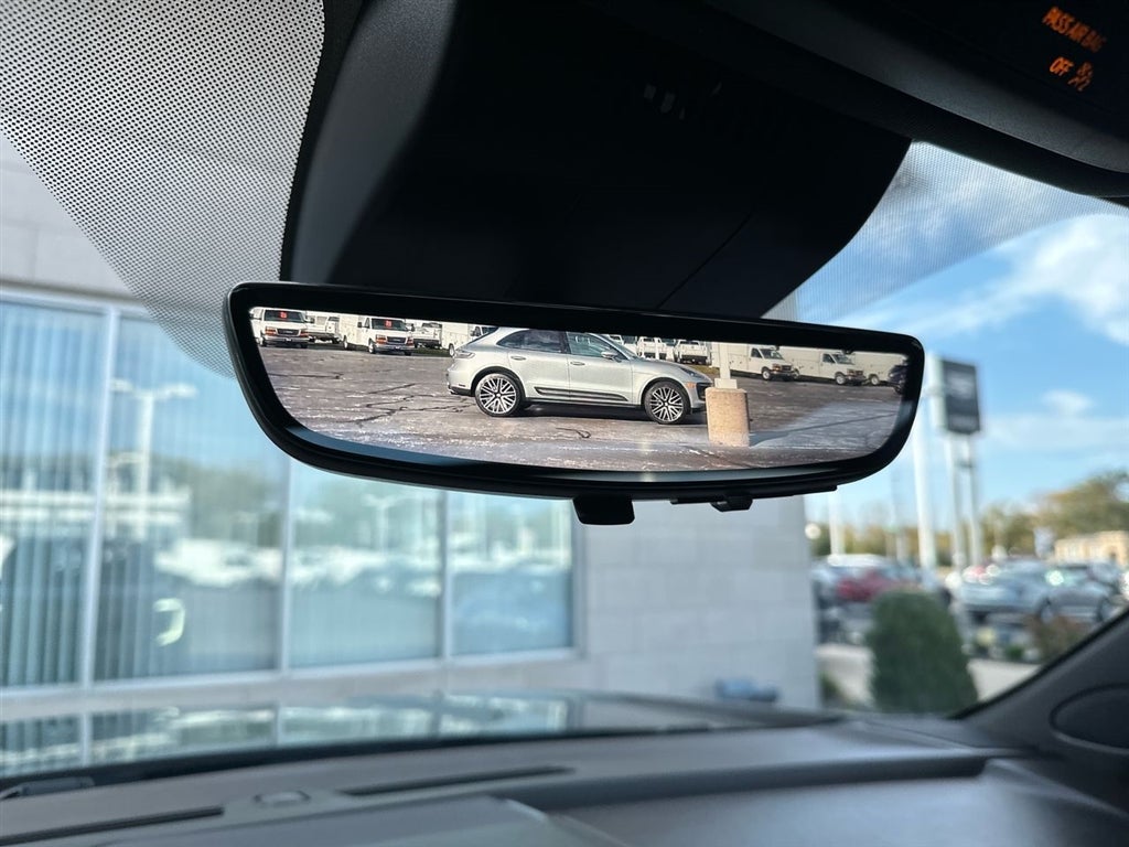 2025 GMC Yukon Denali Ultimate