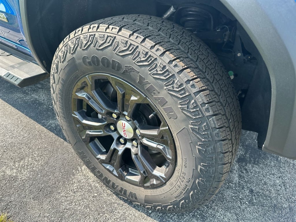 2024 GMC Canyon Elevation