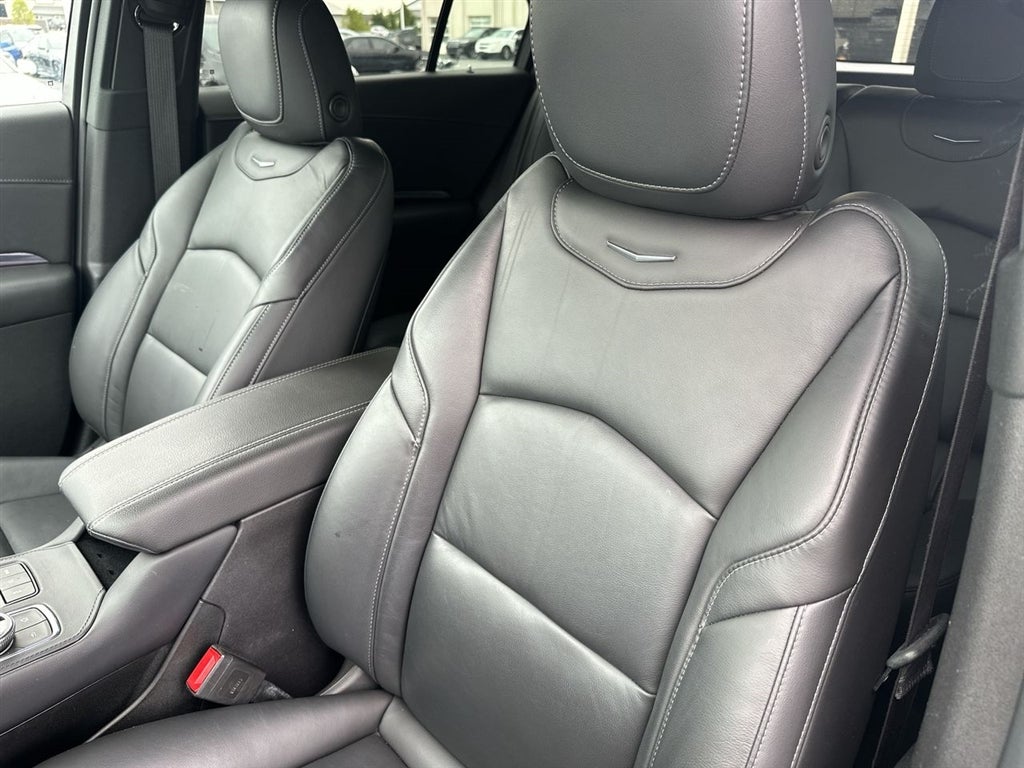 2023 Cadillac XT4 AWD Luxury