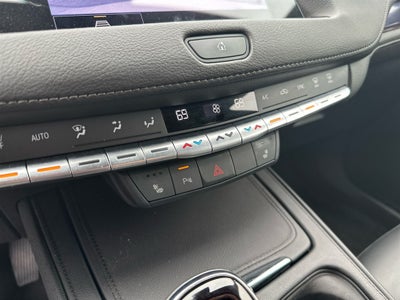 2023 Cadillac XT4 AWD Luxury