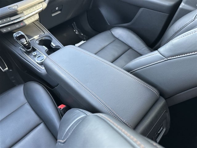 2023 Cadillac XT4 Sport