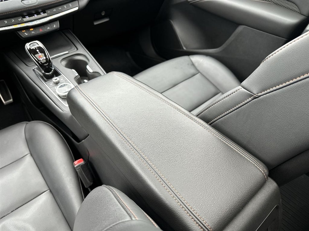 2021 Cadillac XT4 Sport