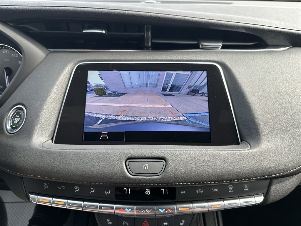 2023 Cadillac XT4 Sport