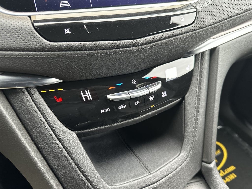 2023 Cadillac XT5 Luxury