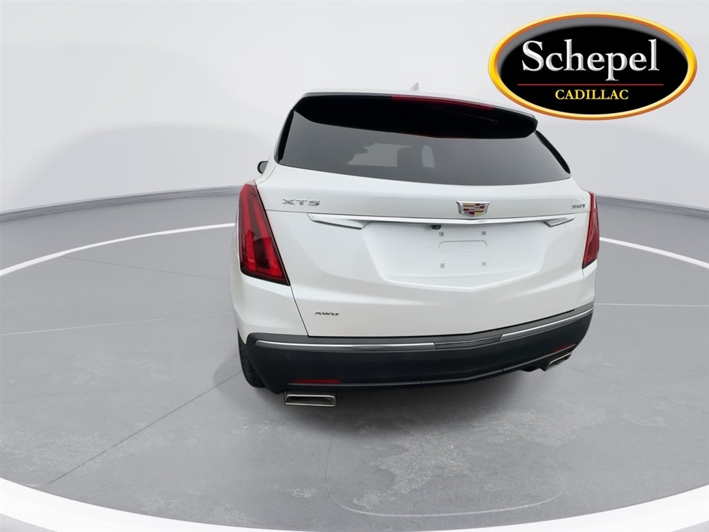 2023 Cadillac XT5 Luxury