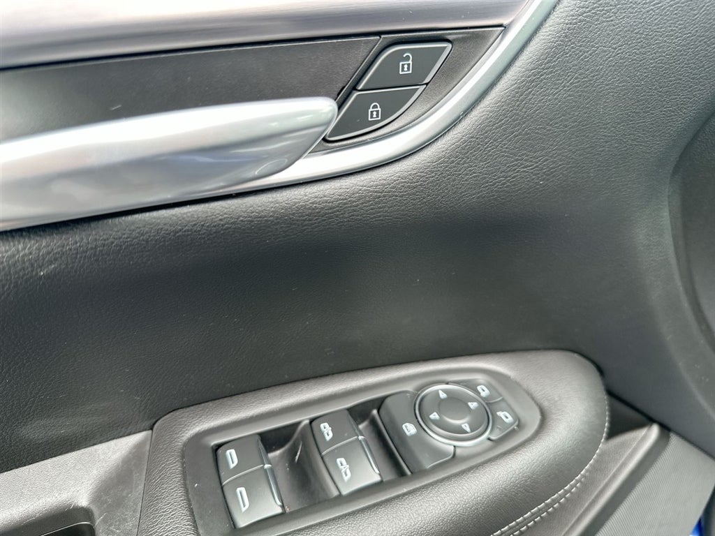 2024 Cadillac XT5 Luxury