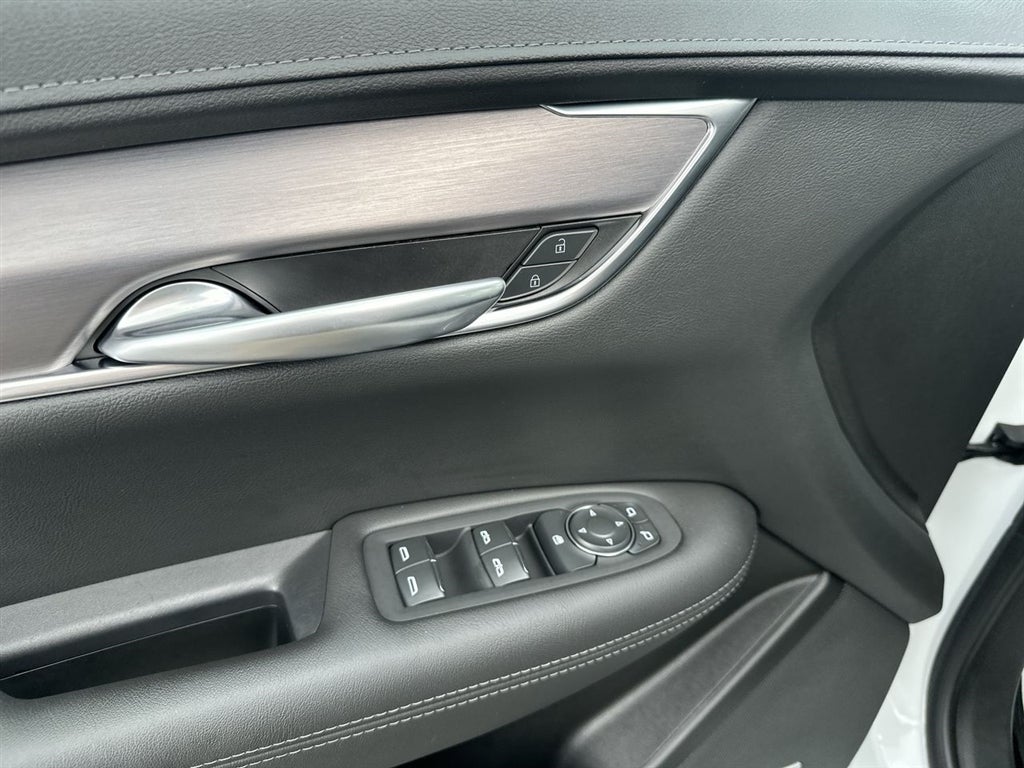 2023 Cadillac XT5 Luxury
