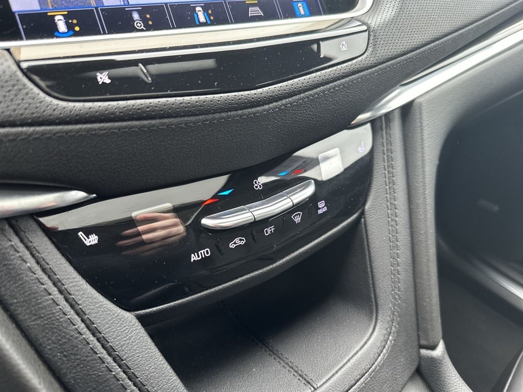 2023 Cadillac XT5 Premium Luxury