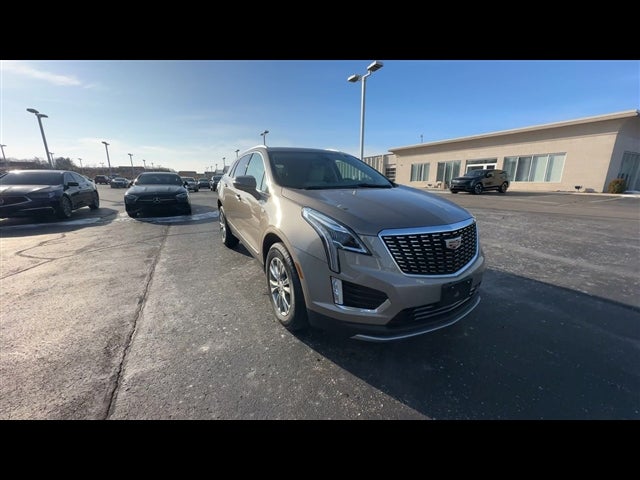 2023 Cadillac XT5 Premium Luxury
