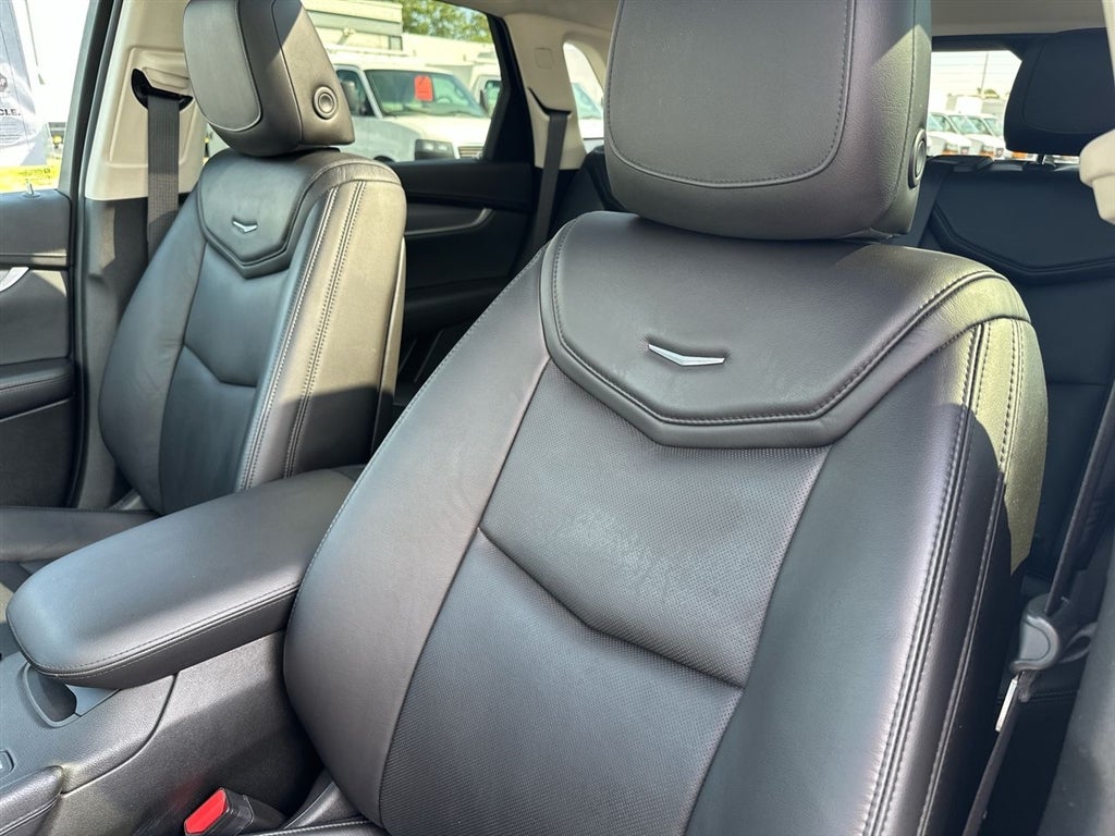 2017 Cadillac XT5 Luxury AWD