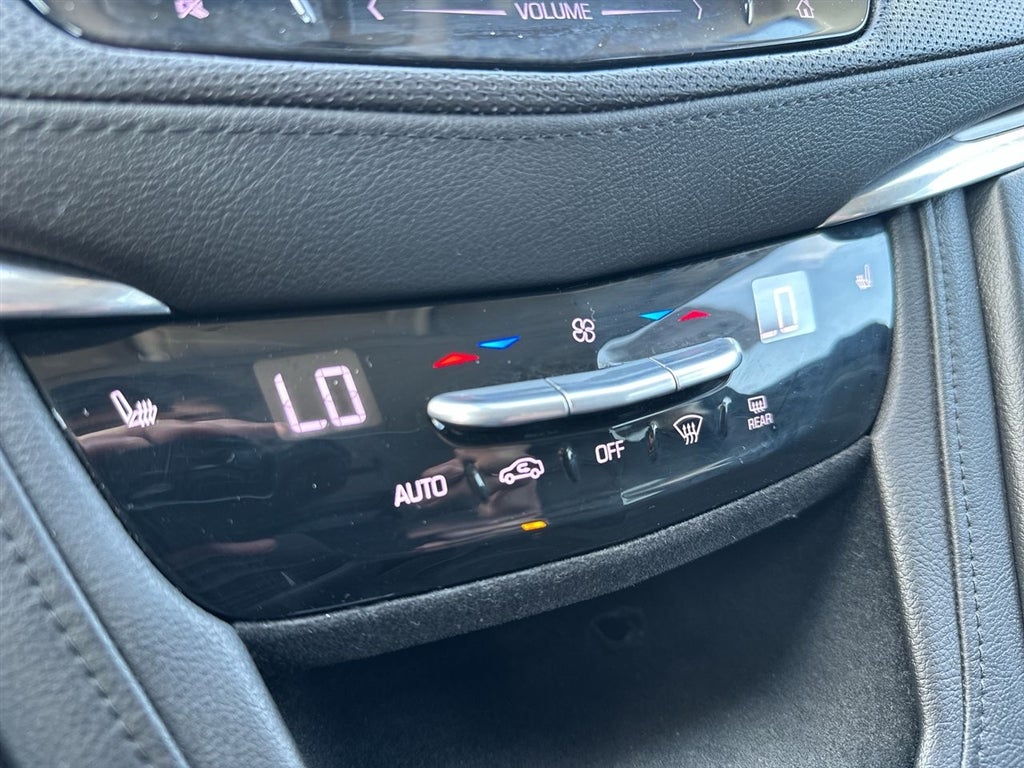 2017 Cadillac XT5 Luxury AWD
