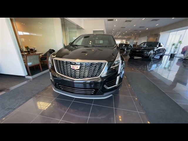 2025 Cadillac XT5 Premium Luxury