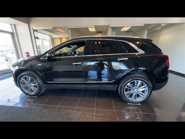 2025 Cadillac XT5 Premium Luxury