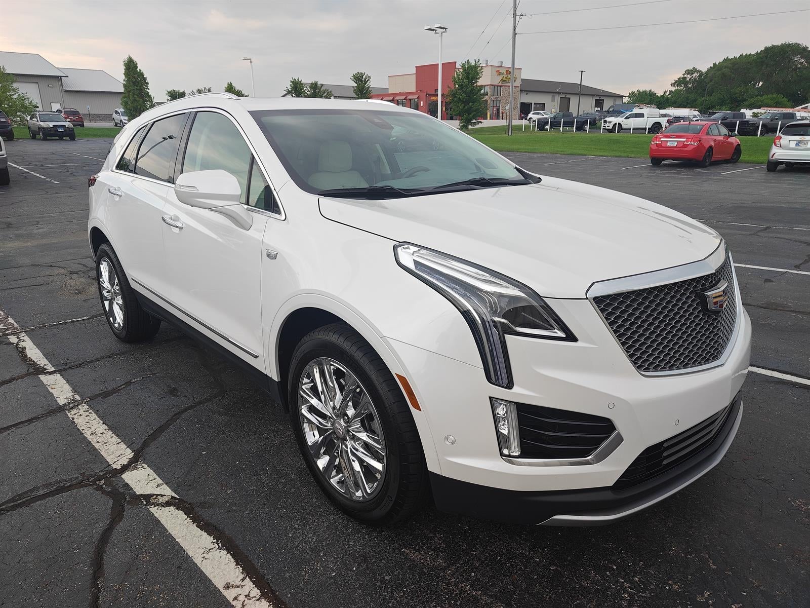 2022 Cadillac XT5 AWD Premium Luxury