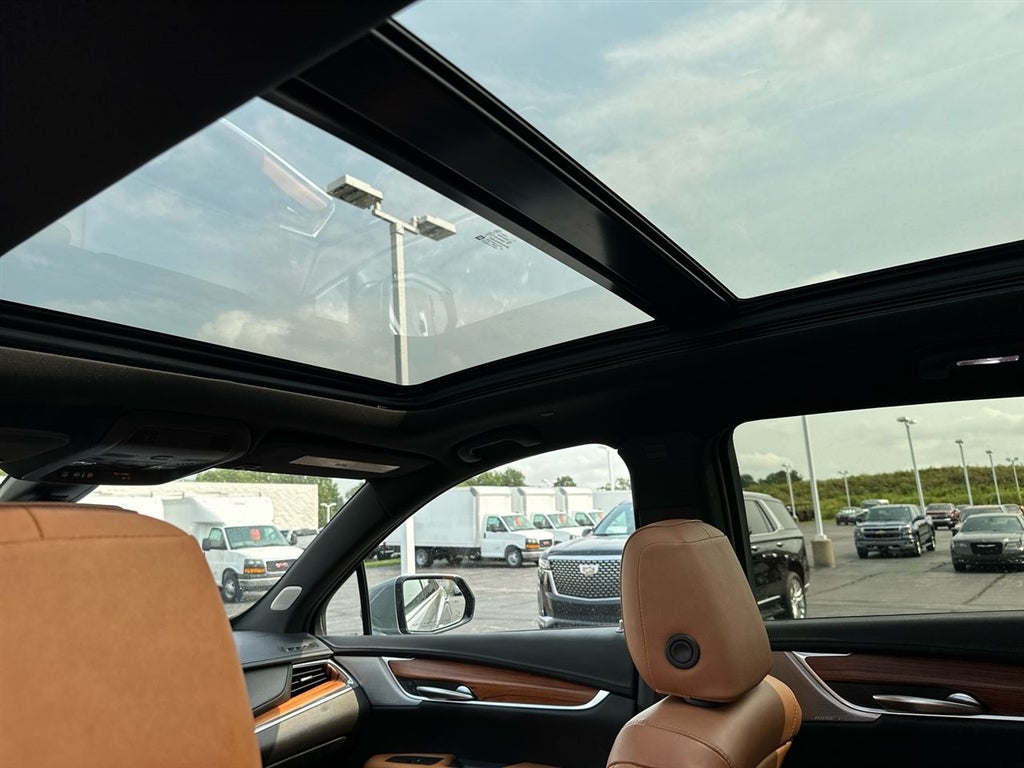 2023 Cadillac XT5 Premium Luxury