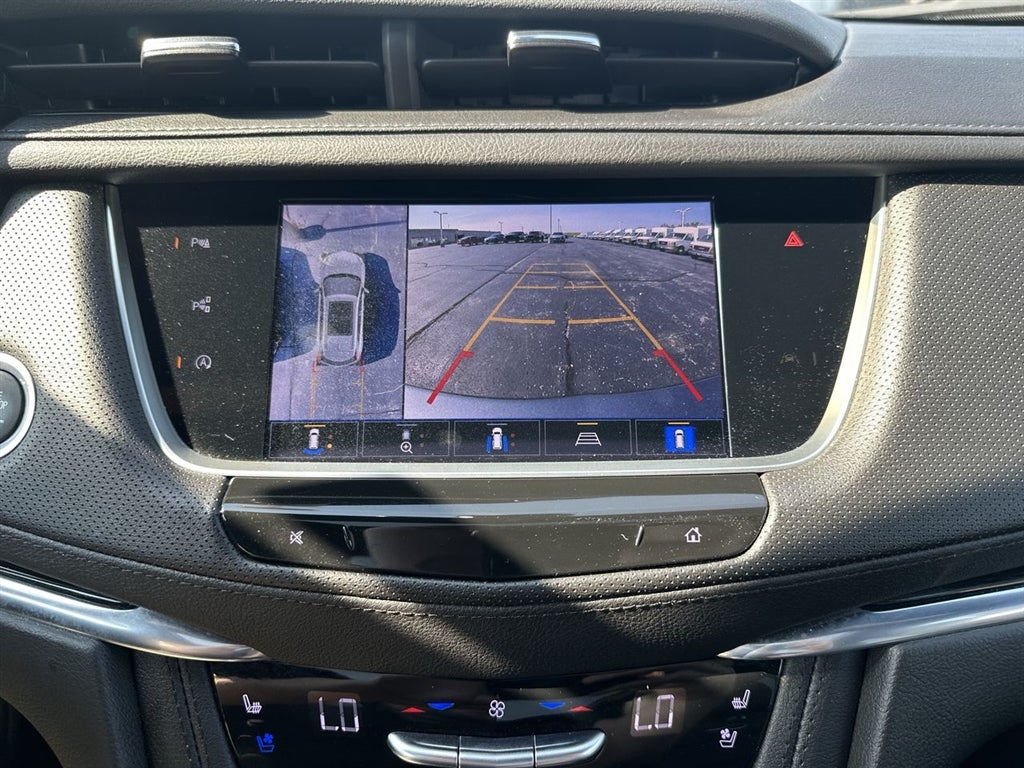 2022 Cadillac XT5 Premium Luxury