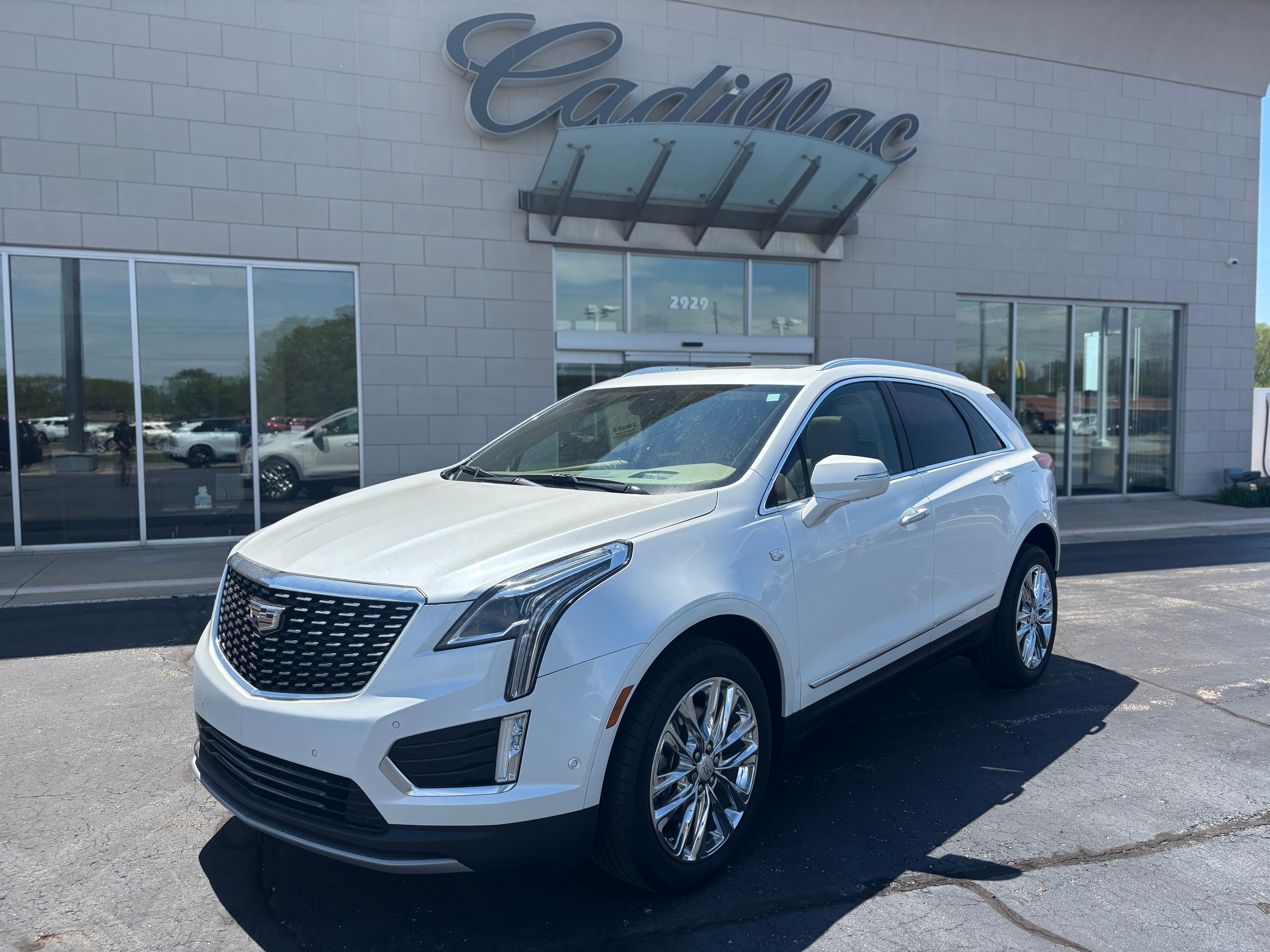 2023 Cadillac XT5 AWD Premium Luxury's photo