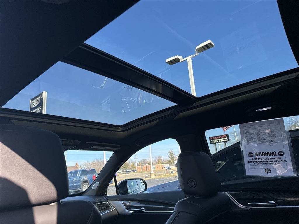 2022 Cadillac XT5 Sport