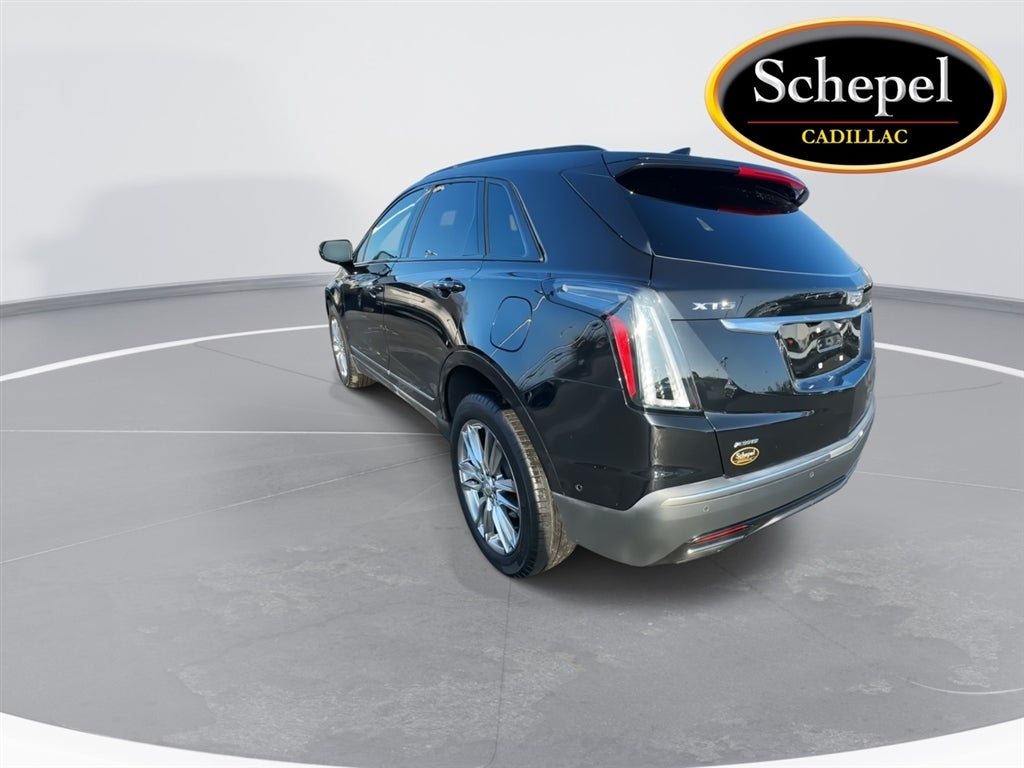 2022 Cadillac XT5 Sport