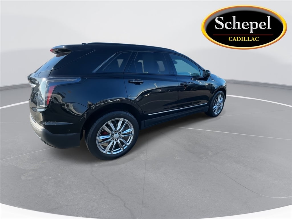 2022 Cadillac XT5 Sport