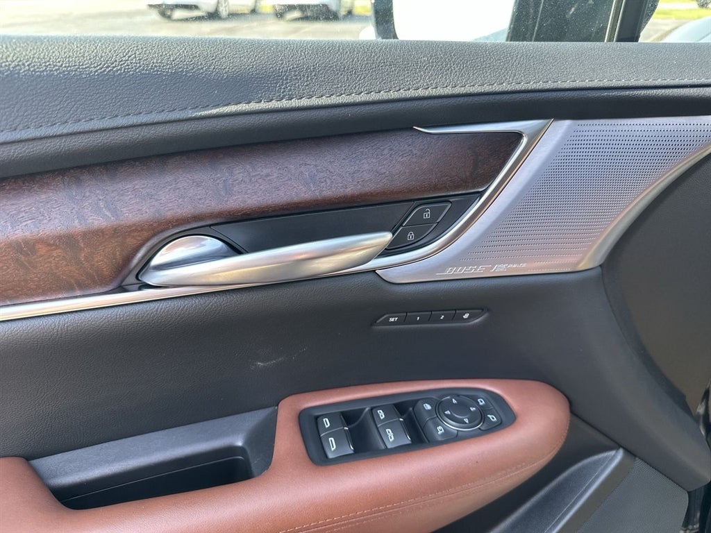 2023 Cadillac XT5 Sport