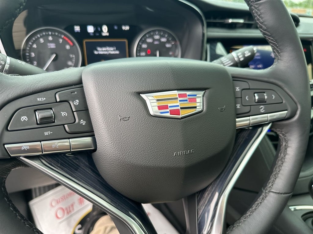 2024 Cadillac XT6 Premium Luxury