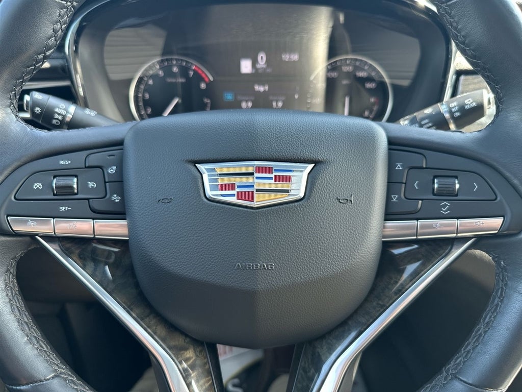 2024 Cadillac XT6 Premium Luxury