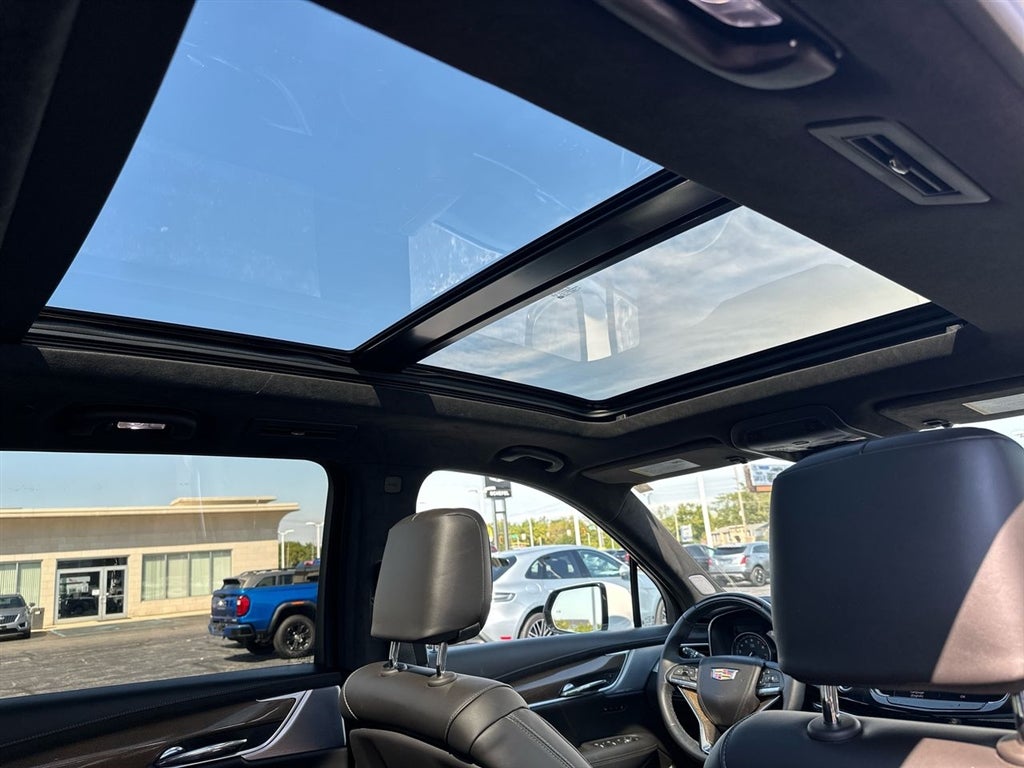 2025 Cadillac XT6 Premium Luxury