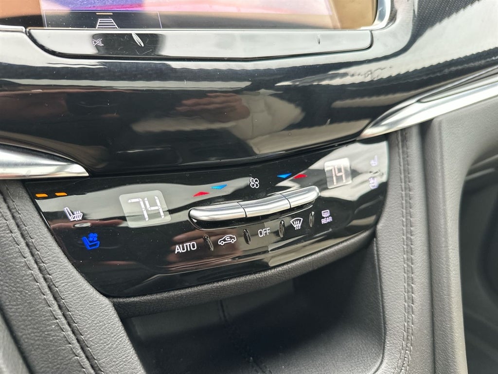 2023 Cadillac XT6 AWD Sport
