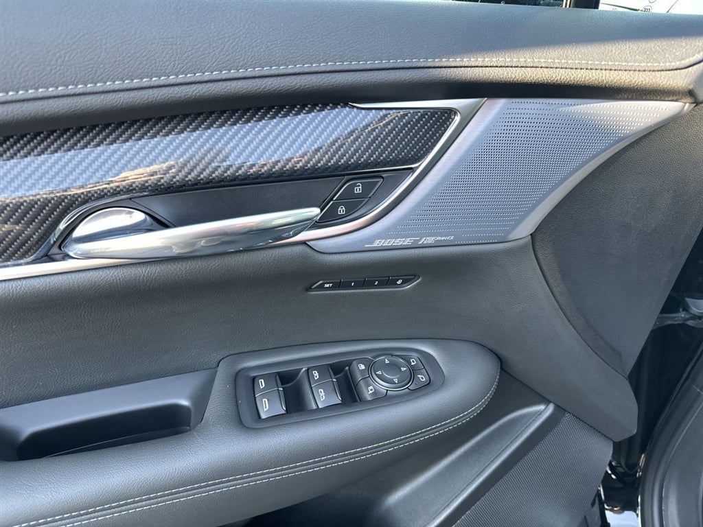 2024 Cadillac XT6 Sport