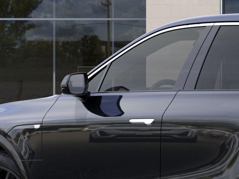 2025 Cadillac LYRIQ Luxury 1