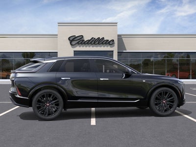 2025 Cadillac LYRIQ Luxury 1