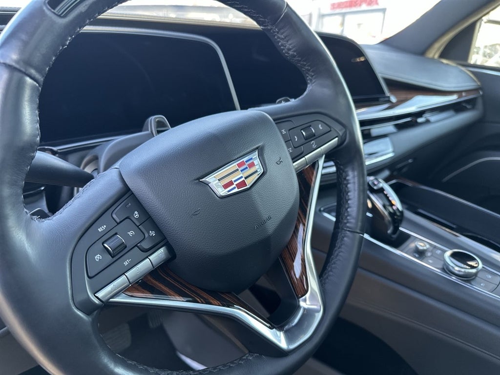2023 Cadillac Escalade Premium Luxury