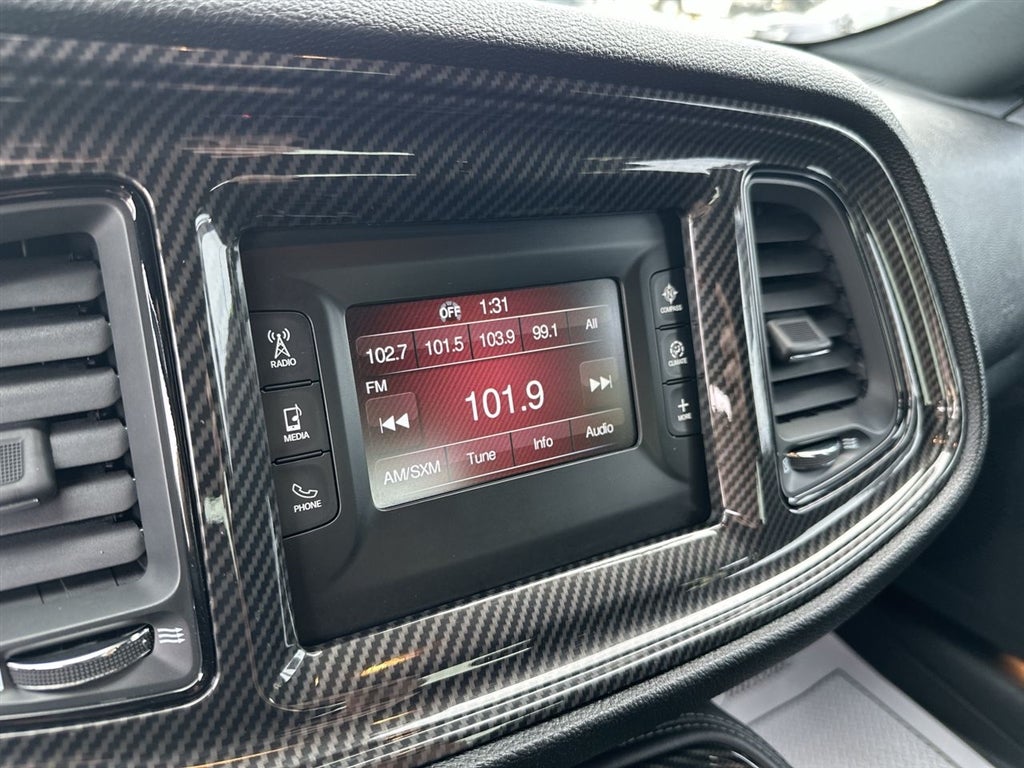 2017 Dodge CHALLENGER SXT