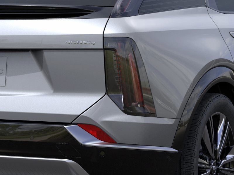 2025 Cadillac OPTIQ Luxury 2