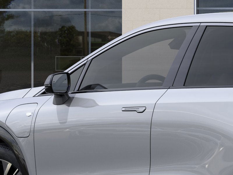 2025 Cadillac OPTIQ Luxury 2