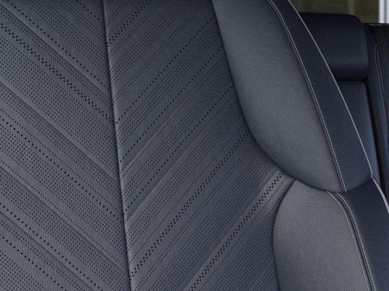 2025 Cadillac OPTIQ Luxury 2