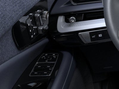 2025 Cadillac OPTIQ Luxury 2