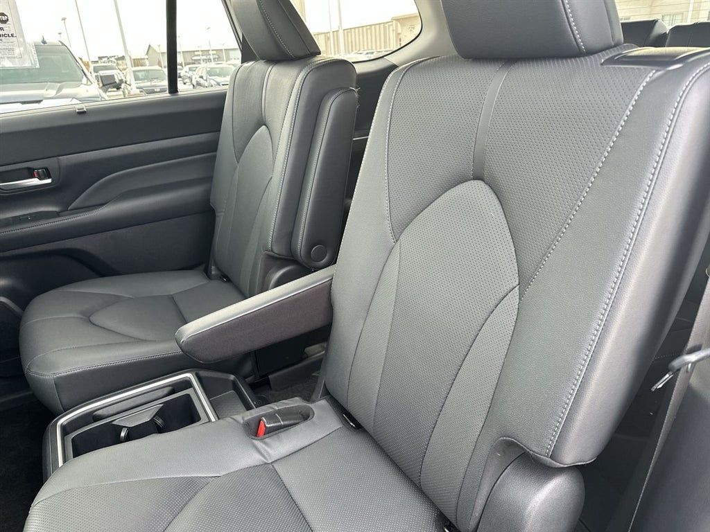 2024 Toyota Grand Highlander Hybrid XLE