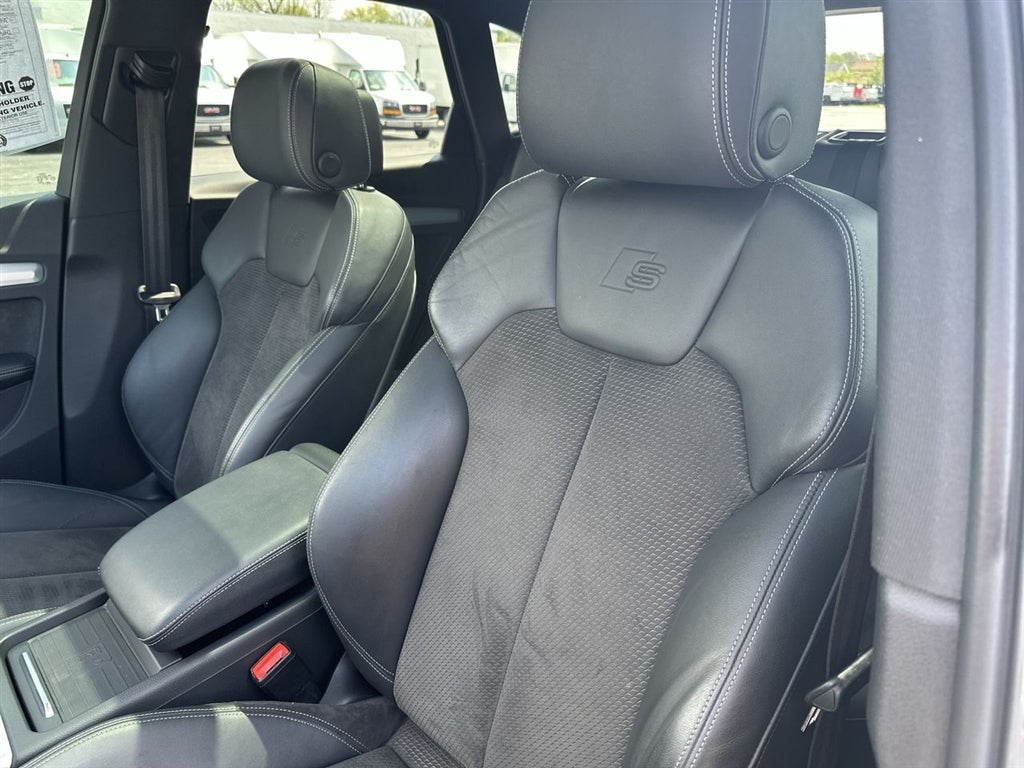 2020 Audi SQ5 Premium Plus