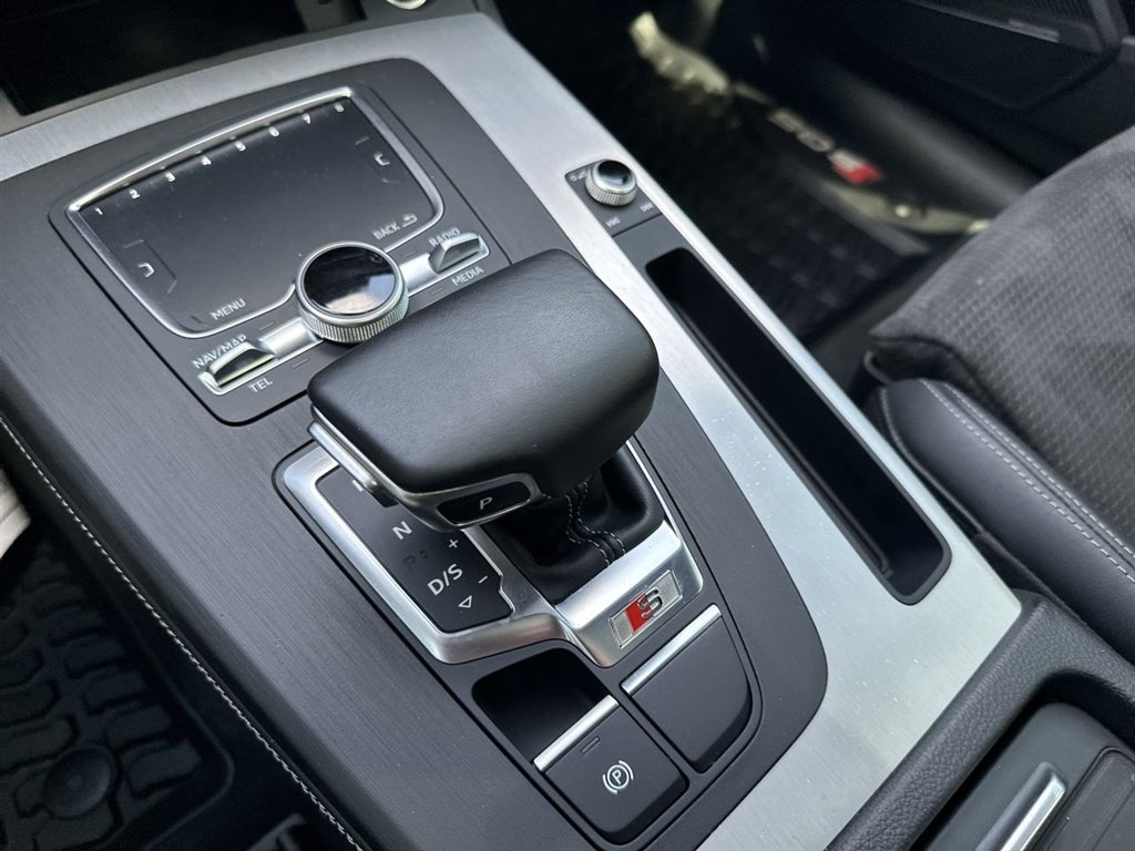 2020 Audi SQ5 Premium Plus