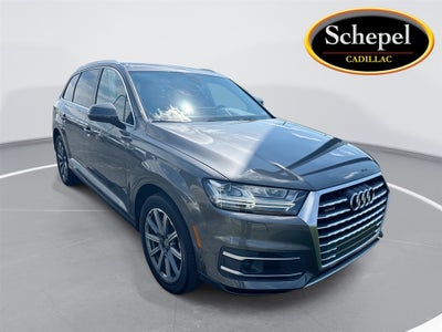 2019 Audi Q7 Premium Plus
