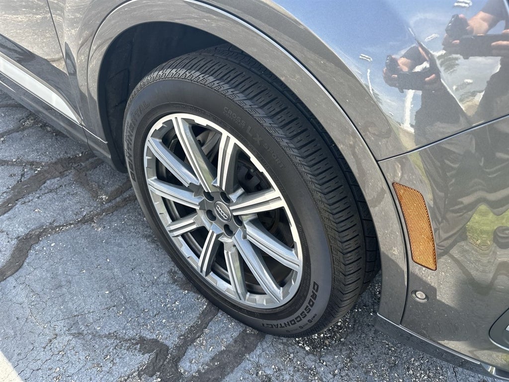 2019 Audi Q7 Premium Plus