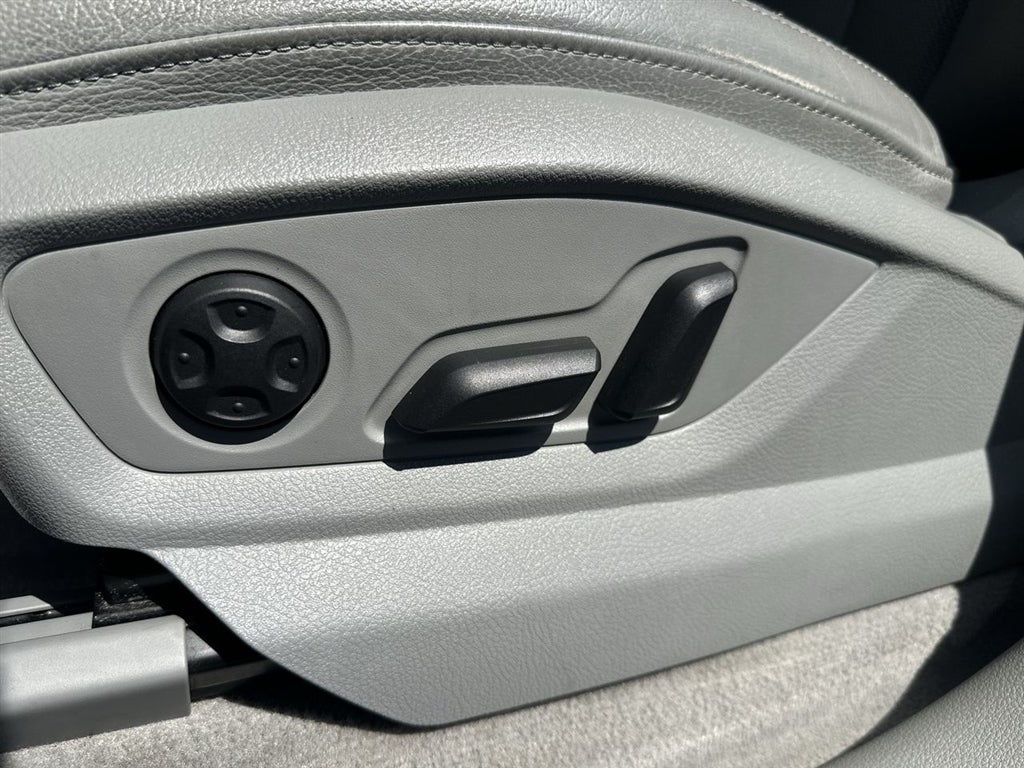 2019 Audi Q7 Premium Plus