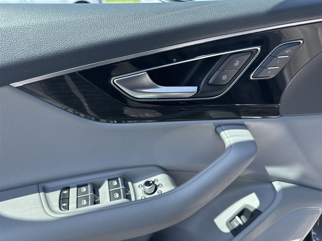 2019 Audi Q7 Premium Plus