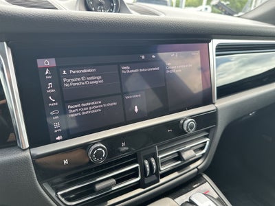 2023 Porsche Macan 4DR AWD