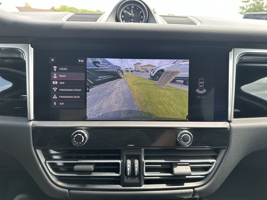 2023 Porsche Macan 4DR AWD